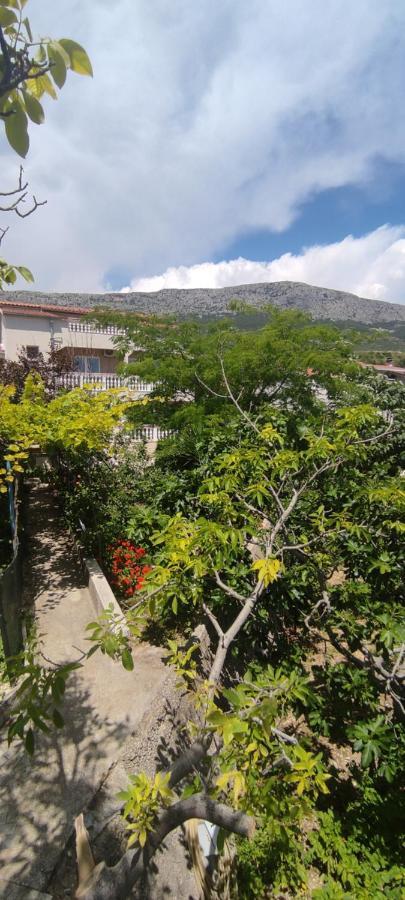 Lucija 2 Apartman Salona Kültér fotó