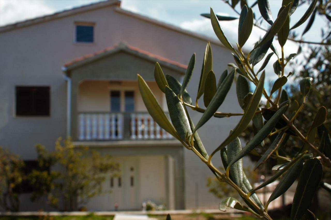 Lucija 2 Apartman Salona Kültér fotó