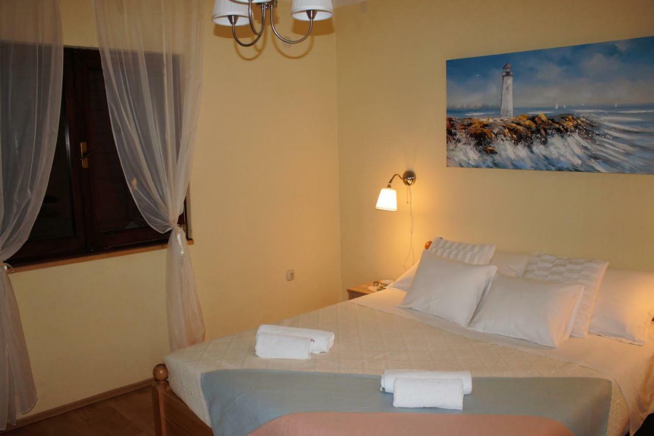 Lucija 2 Apartman Salona Kültér fotó