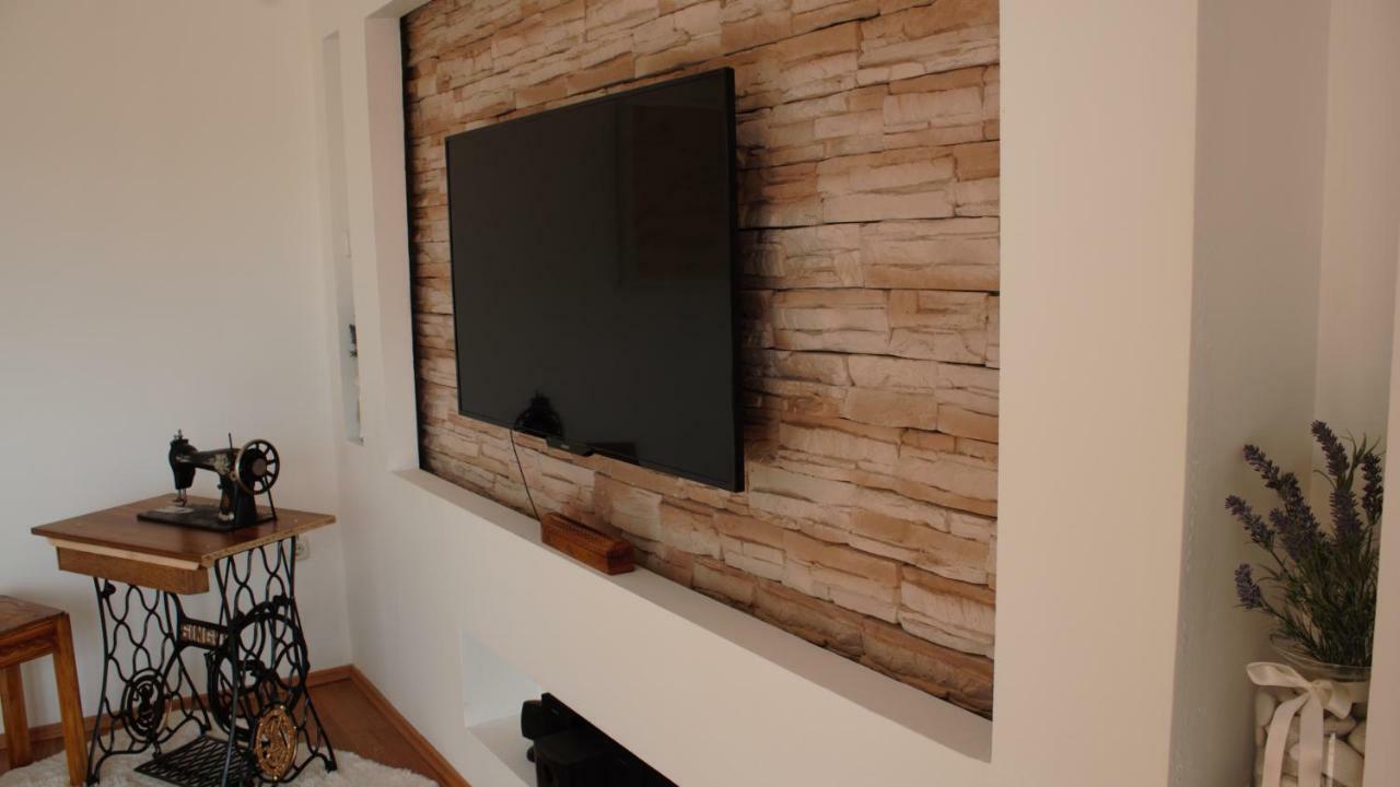 Lucija 2 Apartman Salona Kültér fotó