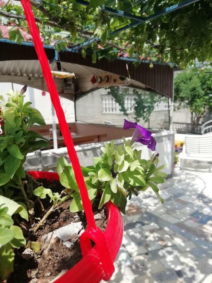 Lucija 2 Apartman Salona Kültér fotó
