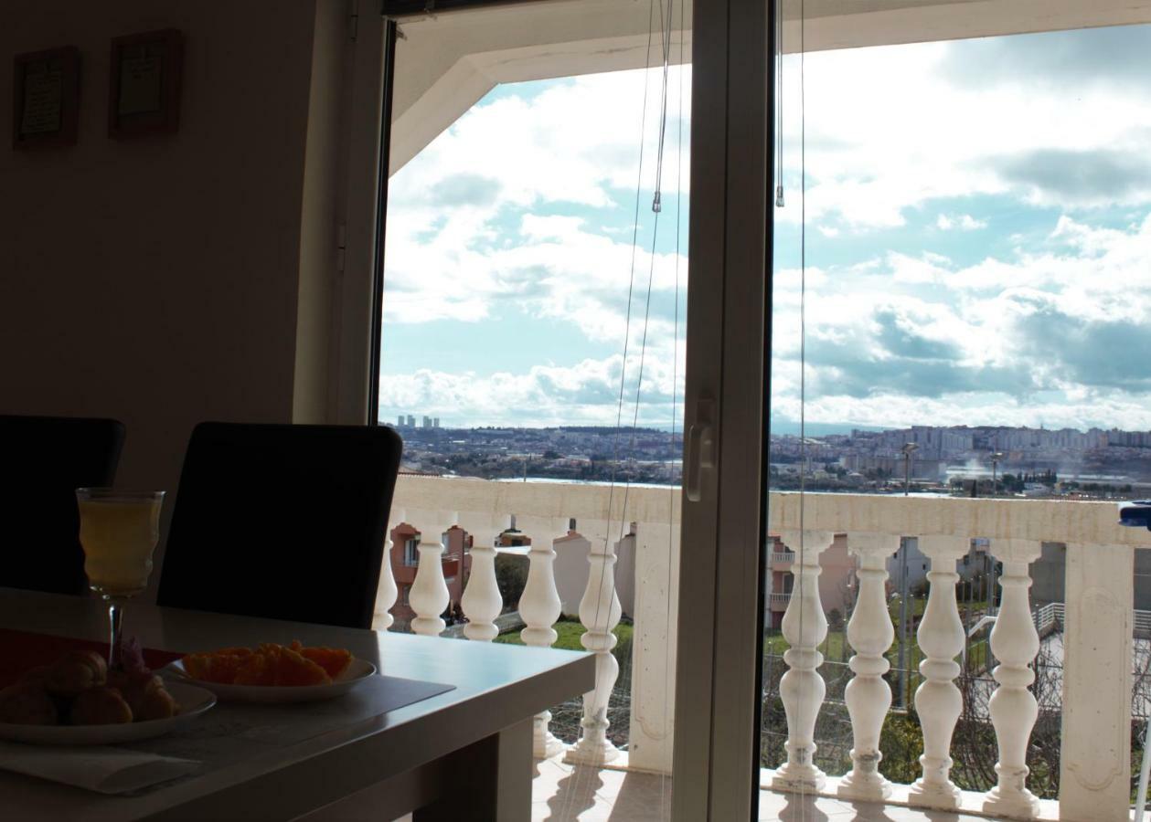 Lucija 2 Apartman Salona Kültér fotó