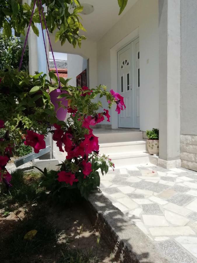 Lucija 2 Apartman Salona Kültér fotó