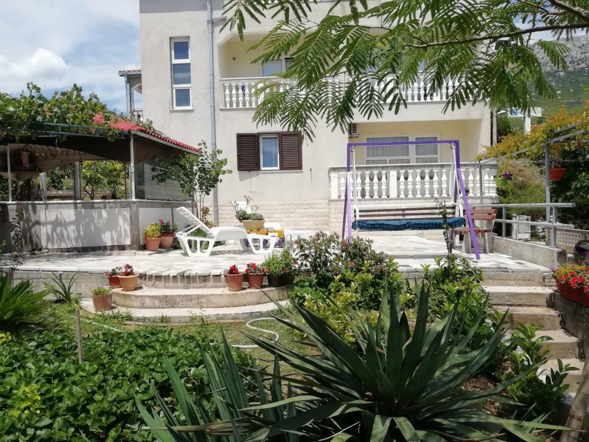 Lucija 2 Apartman Salona Kültér fotó