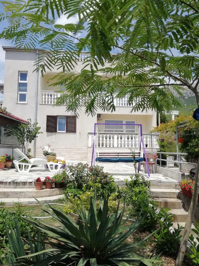 Lucija 2 Apartman Salona Kültér fotó